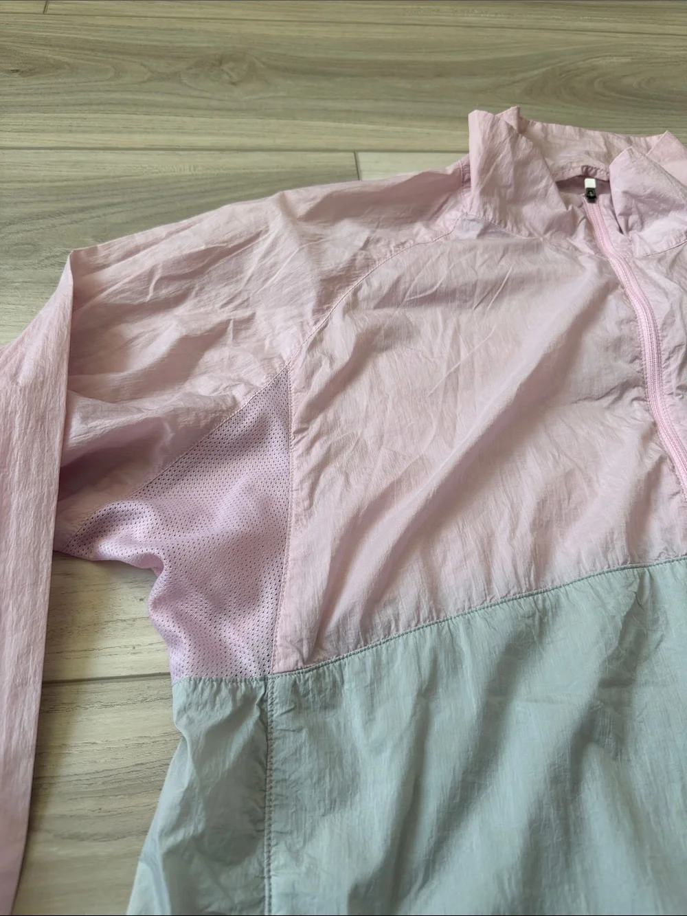 Uniqlo Two-Tone Sun Protect Jacket - Pink & Light Gray